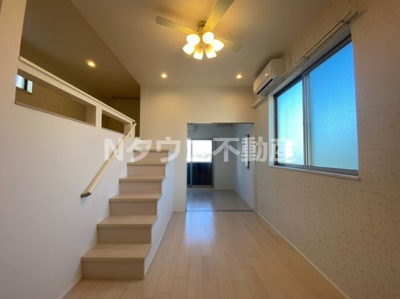 【居間・リビング】 | barbby's | 内装もきれいです