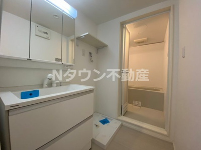 【洗面所】 | barbby's | スペースが確保できる洗面所です