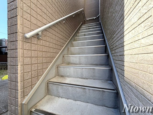 【エントランス】 | ファンタジアン名駅西 | 清潔なエントランスです