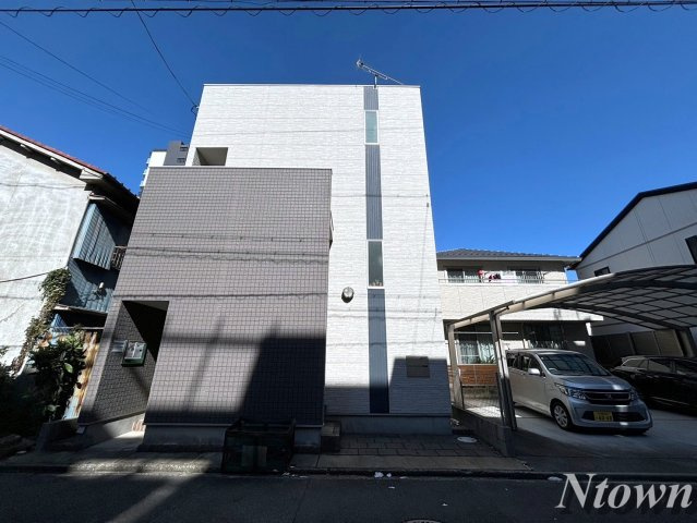 【外観】 | ファンタジアン名駅西 | 落ち着いた雰囲気の外観です