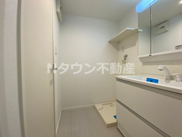 【独立洗面台】 | バンブーハウス平安通 | 朝の支度にも助かる、独立の洗髪洗面化粧台