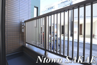 【バルコニー】 | セモア百人町 | お洗濯にも便利なバルコニー付き