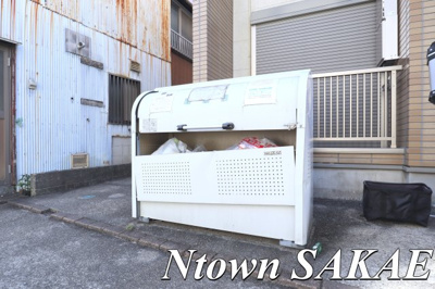 【その他共用部分】 | セモア百人町 | ごみ捨て場です