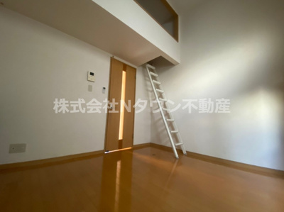 【洋室】 | Kspace東別院 | 落ち着いた色調の洋室です