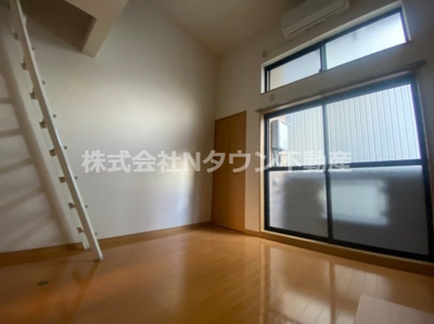 【居間・リビング】 | Kspace東別院 | おしゃれなリビングです