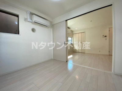 【洋室】 | CREST | 個人の部屋や寝室として使える洋室です