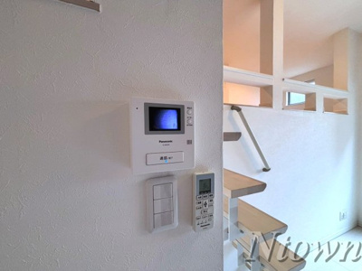 【セキュリティ】 | オークラレジデンス栄生 | モニター付きインターホンです