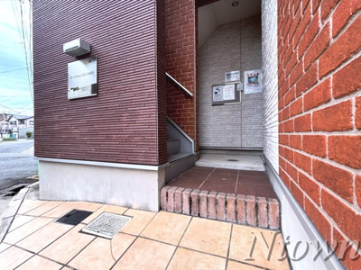 【エントランス】 | オークラレジデンス栄生 | ゆとりのあるエントランスです