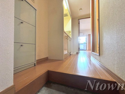 【玄関】 | ミューザ松原町 | ゆったりとした玄関です