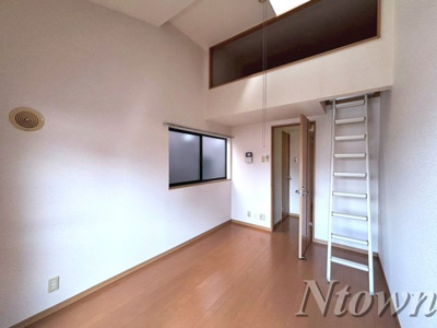 【居間・リビング】 | ミューザ松原町 | ゆったり過ごせるリビングです