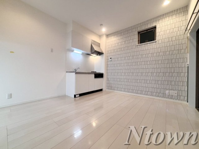 【居間・リビング】 | モメンタム志賀本通 | おしゃれなリビングです