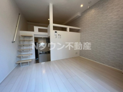 【洋室】 | ルシエルメゾネット志賀本通 | きれいな洋室です