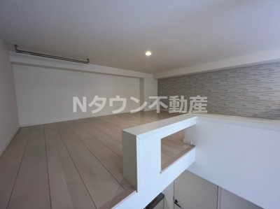 【寝室】 | ルシエルメゾネット志賀本通 | 落ち着いて過ごせるお部屋なので、寝室にいかがでしょうか