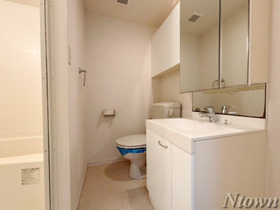 【洗面所】 | ルーエ　1番館 | 広い洗面スペース