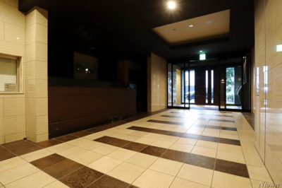 【ロビー】 | プレサンス鶴舞公園セラヴィ | 毎日通るロビーはこのようになっています