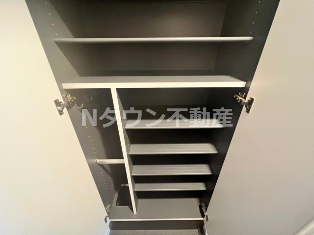 【収納】 | プレサンスNAGOYA本陣 | 大きなスペースがあり、収納には困りません