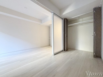 【その他】 | プレサンス　ロジェ　丸の内　PRIME　CASA | ゆったりした洋室です