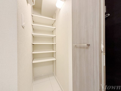 【収納】 | プレサンス　ロジェ　丸の内　PRIME　CASA | 大きなスペースがあり、収納には困りません