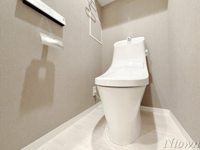 【トイレ】 | プレサンス　ロジェ　丸の内　PRIME　CASA | 落ち着いた色調のトイレです