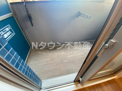 【バルコニー】 | プレサンス久屋大通公園セラフィ | 開放的で明るい空間を演出してくれるバルコニーです