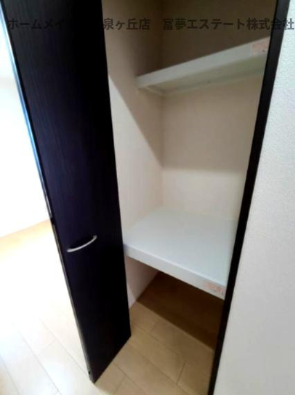 スリーハーブズグレンツェント泉大津の収納|廊下収納