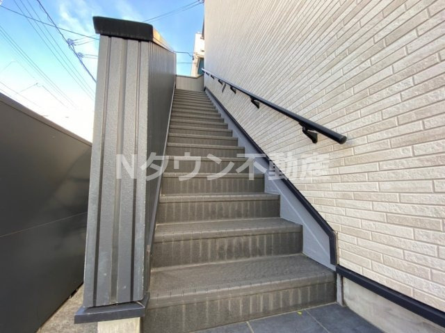 【その他共用部分】 | デュアリーナ本陣 | 階段です