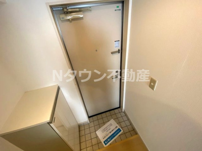 【玄関】 | ビルーチェ並木B | 玄関です