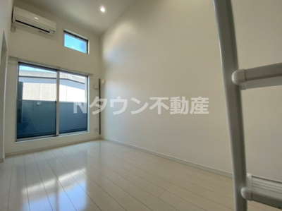 【居間・リビング】 | partenza 志賀本通 | 使いやすいリビングです