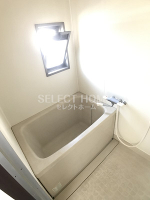 【浴室】 | 駒之舞アパート | 日々の疲れを癒すお風呂付です