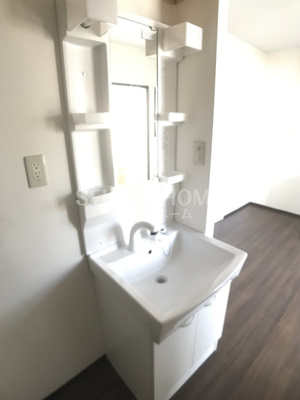 【独立洗面台】 | 駒之舞アパート | 独立洗面台、朝の身支度には欠かせません