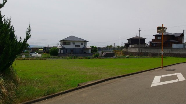 和歌山市直川・土地・56726の前面道路含む現地写真