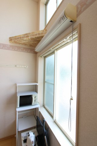 ユナイトステージ汐入弐番館の内装|同アパートの参考写真です。