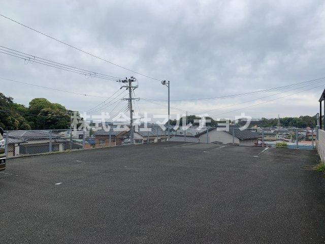 むつみ駐車場の駐車場|カースペースがあります