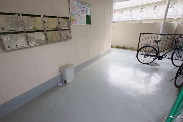 スカイハイツ　仲介手数料無料のロビー