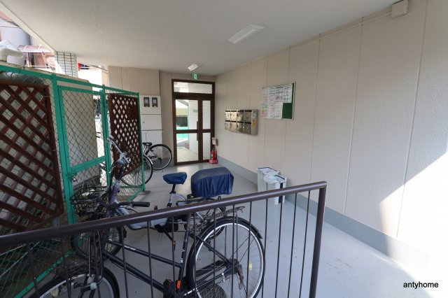 スカイハイツ　仲介手数料無料の駐車場