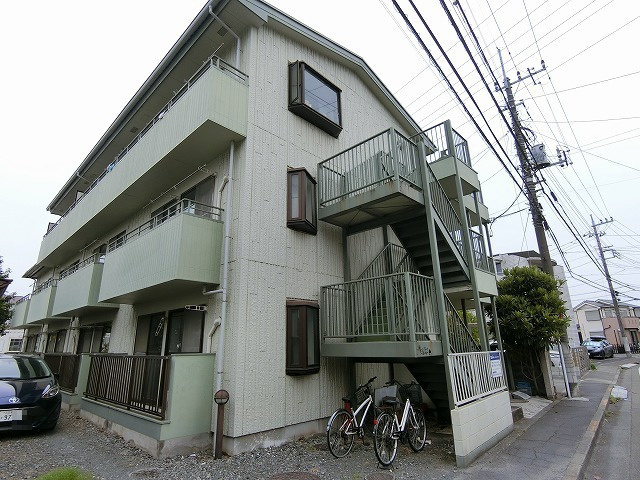 コーポクレールの外観