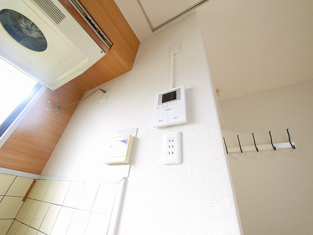生駒レックスマンションの設備|リモコン給湯です