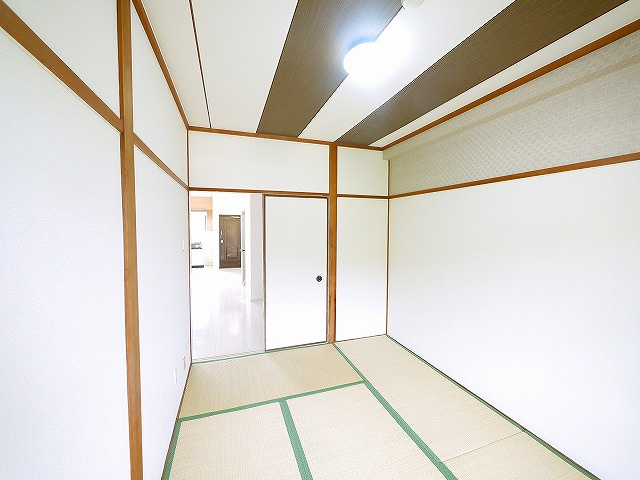 生駒レックスマンションの和室|ゆったりとくつろげる和室です