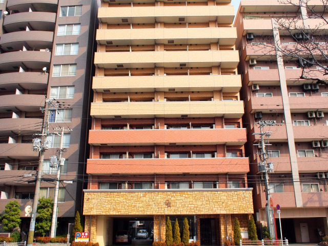 グランシス難波西の外観