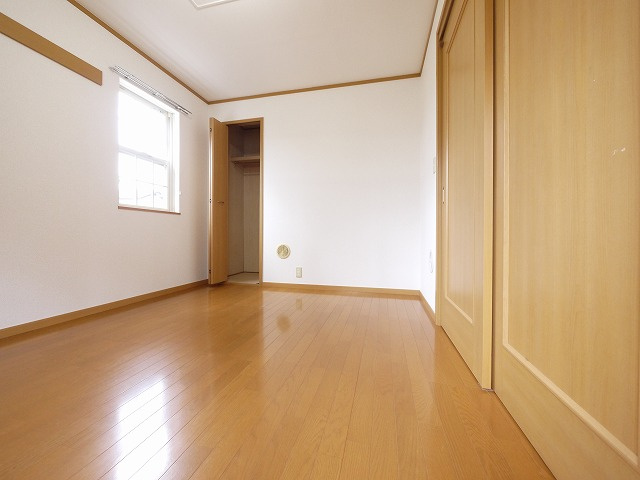 メゾンブローテのキッチン|キッチン上部収納