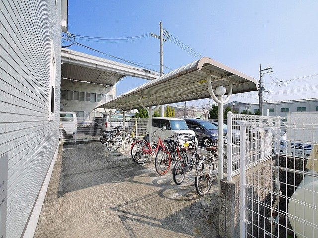メゾンブローテのその他共用部分|駐輪場です