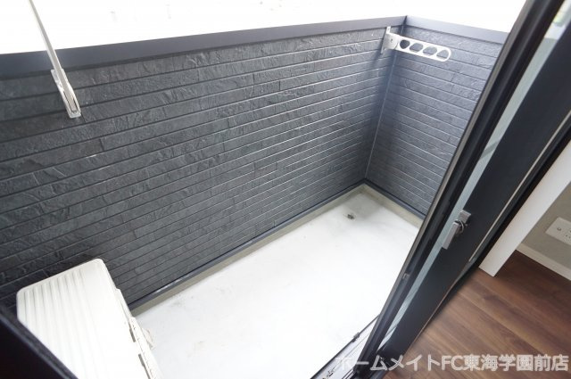 熊本市東区小山５丁目のアパートのバルコニー