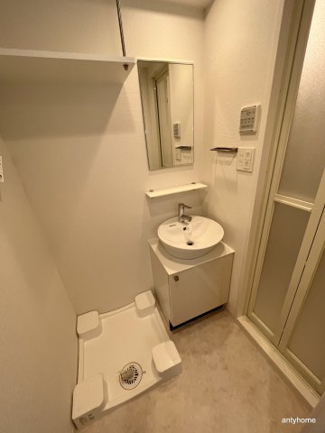 エスリードレジデンス大阪ウエストコート　仲介手数料無料の洗面所