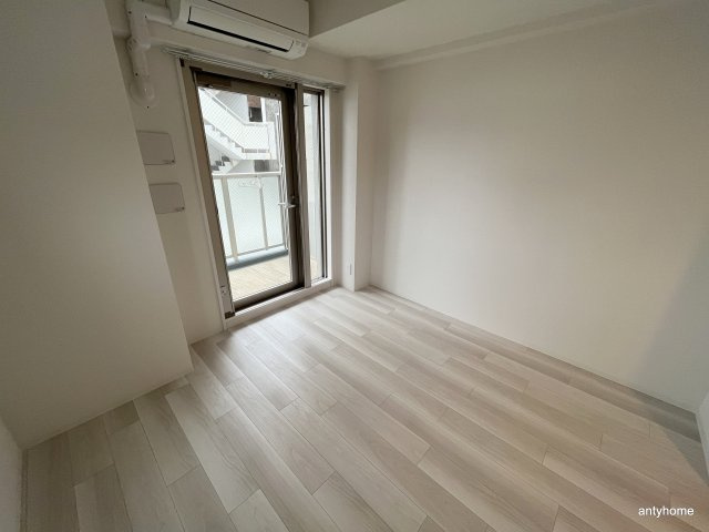 エスリードレジデンス大阪ウエストコート　仲介手数料無料の寝室