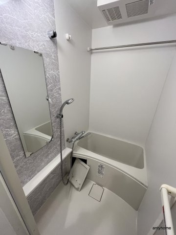 エスリードレジデンス大阪ウエストコート　仲介手数料無料の浴室