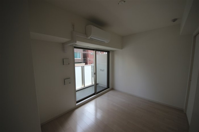 【洋室】 | クレビオス難波EAST