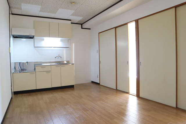 HIROハイツの居間・リビング