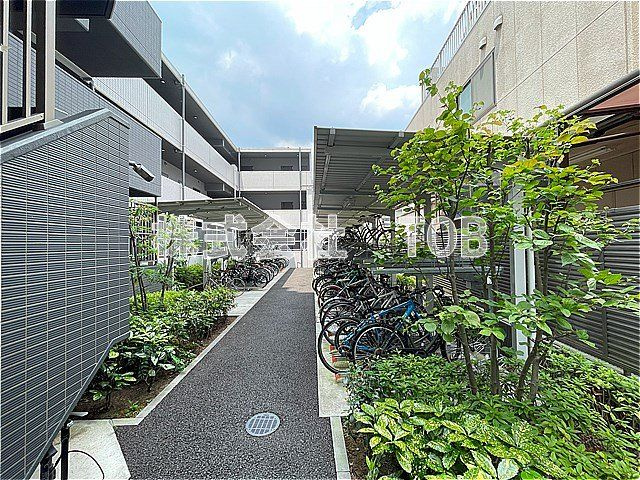 【その他共用部分】 | コンフォリア桜上水 | 駐輪スペース