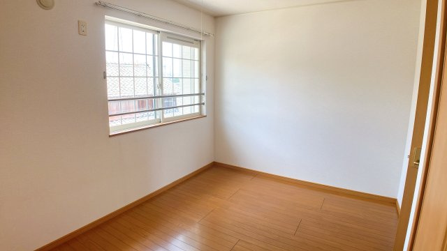 ソレアードの洋室