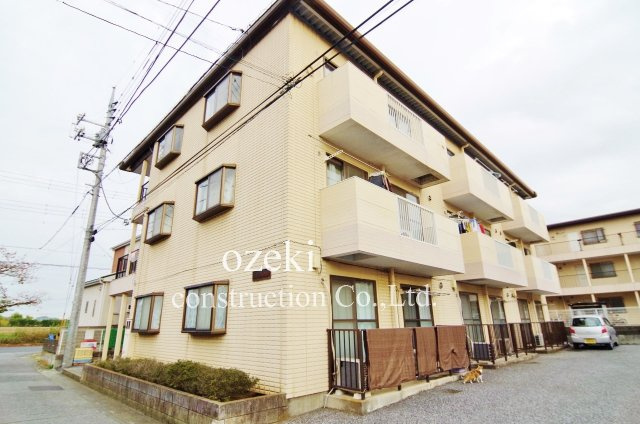 ヒルズ花田壱番館の外観